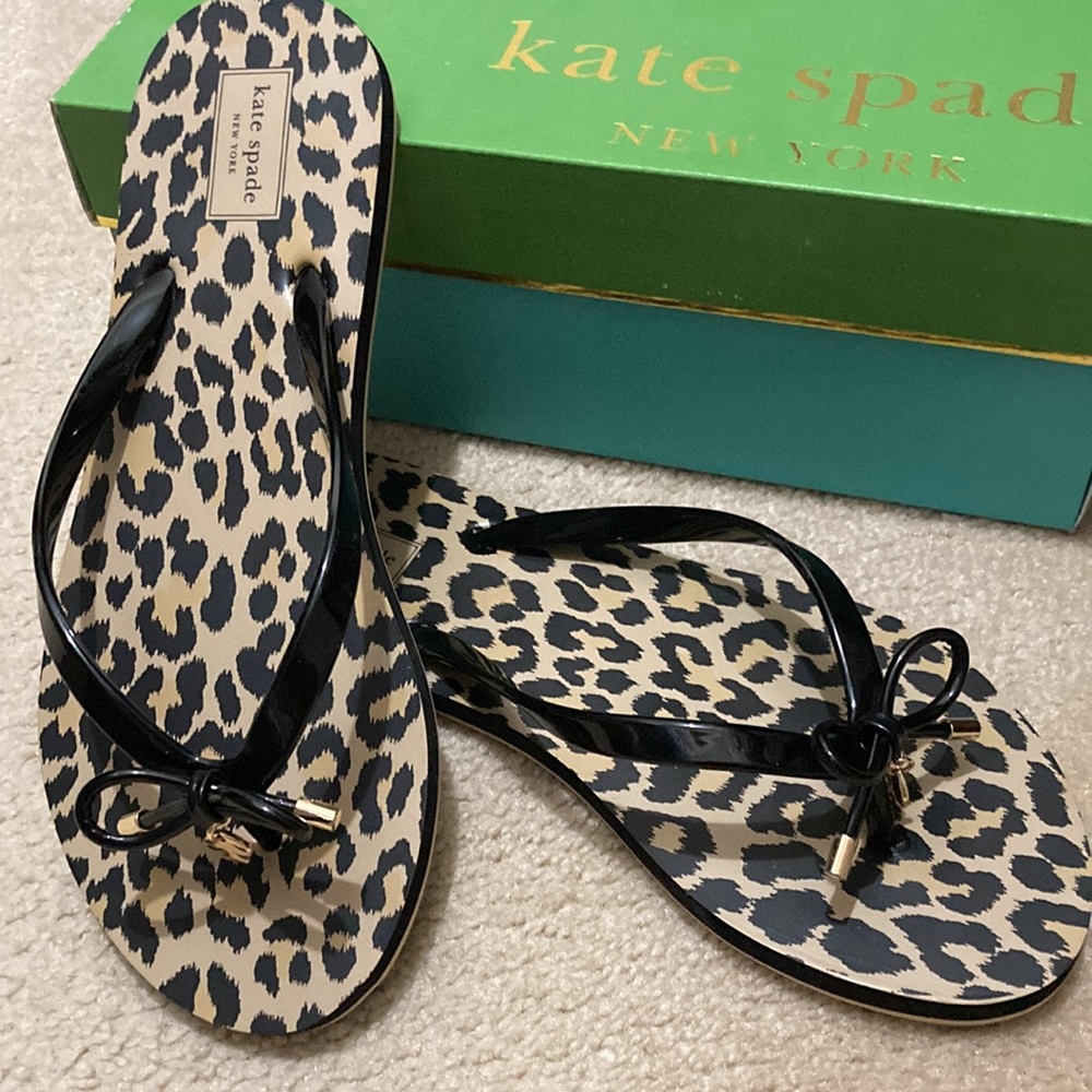 Kate Spade Nova size 10 flip flops